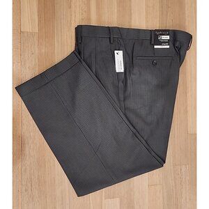 VAN HEUSEN 44 30 Pleated Expandable Waistband no iron mens Dress Pants gray new
